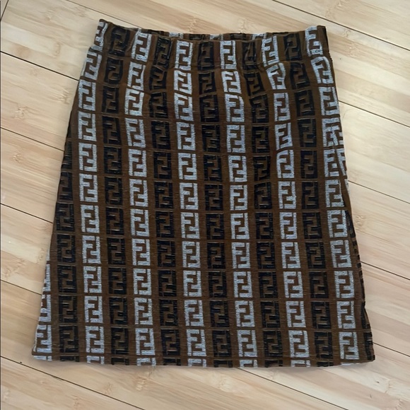 Fendi Brown and Black Patterned Skirt Size 42 - Picture 1 of 9
